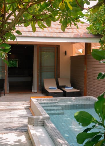 Deluxe Beach Pool Villa