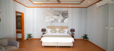 Brennia Kottefaru Over Water Residence (3)