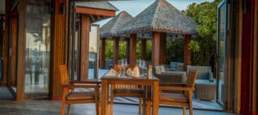 Brennia Kottefaru Sunset Grill & Bar Indoor(1)